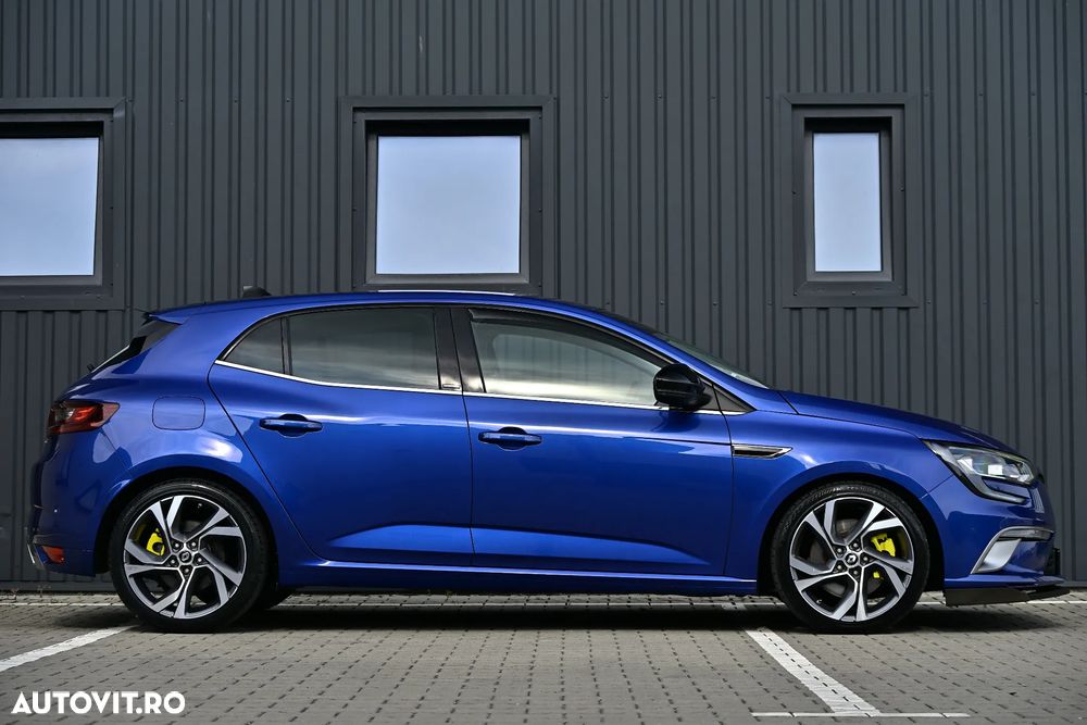 Renault Megane ENERGY TCe 205 EDC GT - 21