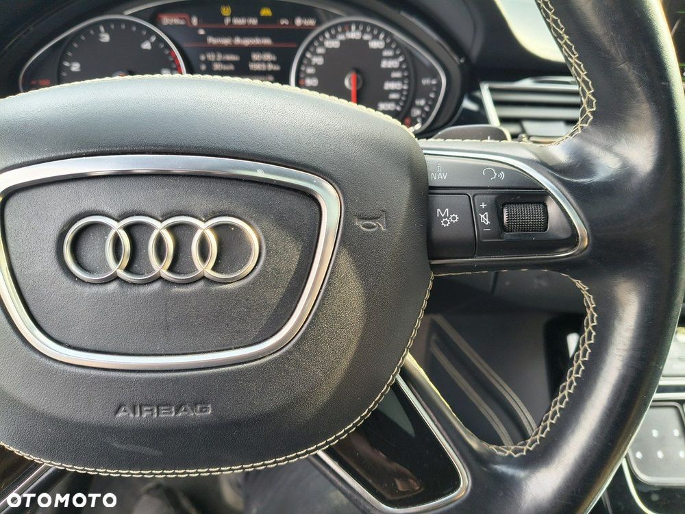 Audi A8 - 17