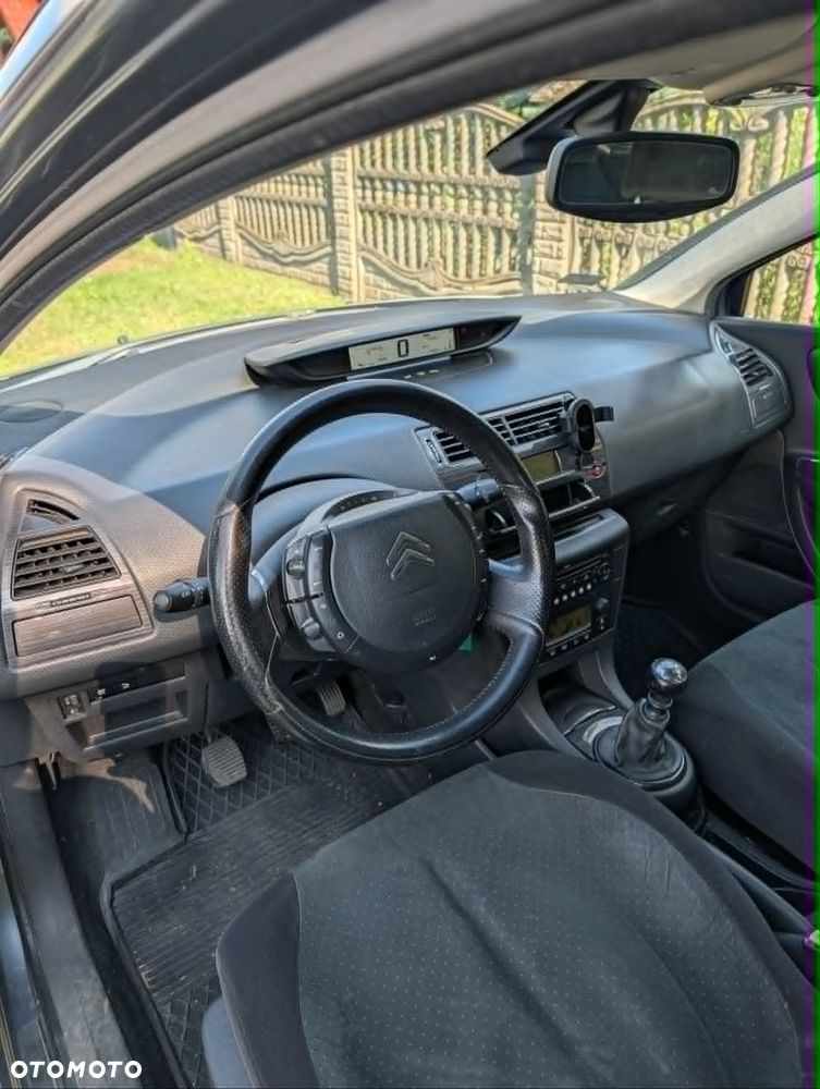 Citroën C4 2.0 HDi Exclusive - 6