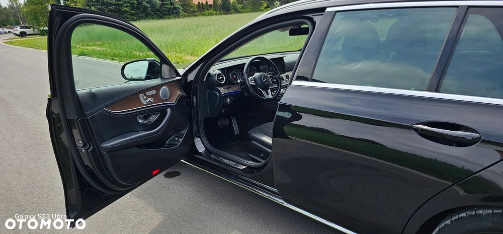 Mercedes-Benz Klasa E 220 d Business Edition 9G-TRONIC - 15