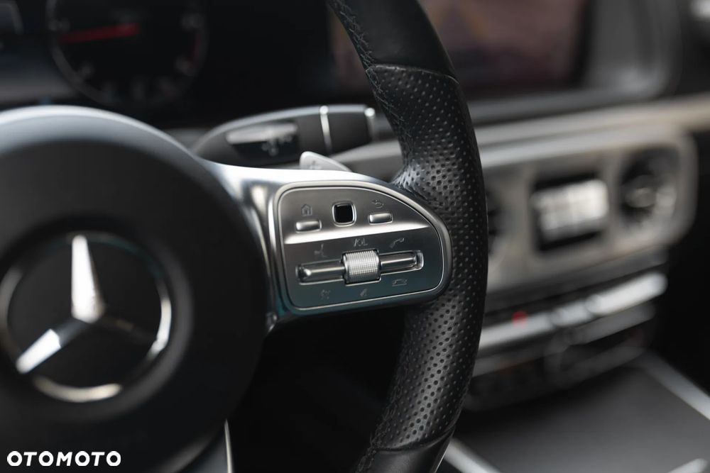 Mercedes-Benz Klasa G 400 d Stronger Than Time Edition - 30
