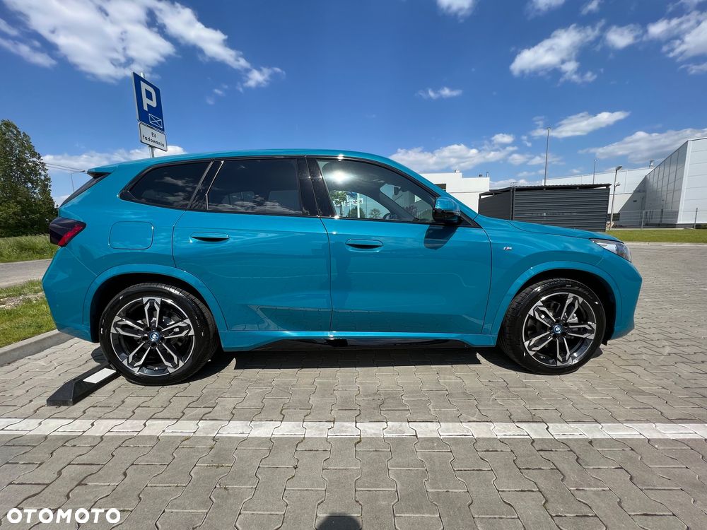 BMW iX1 xDrive30 66.5kWh M Sport - 35