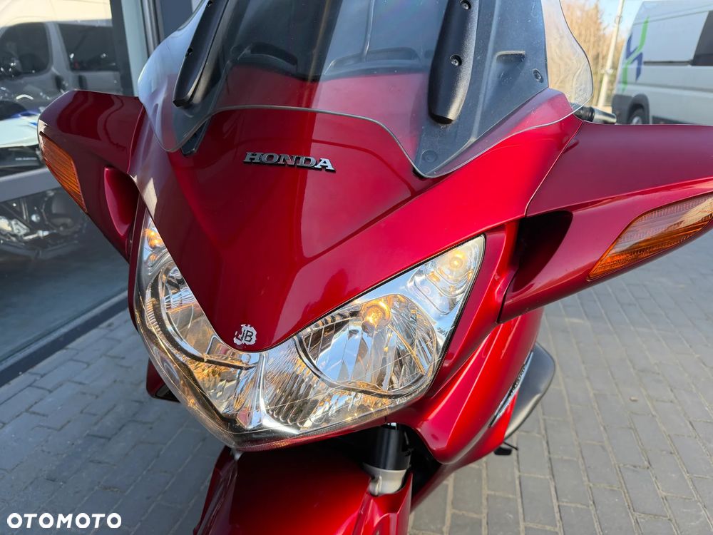 Honda ST - 41