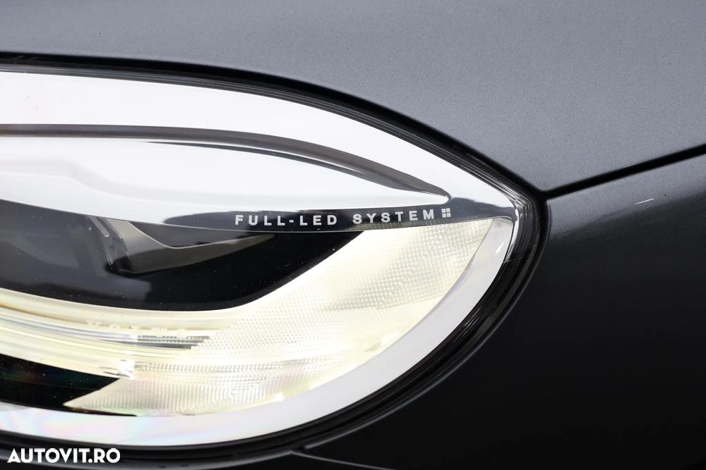 Volvo V40 D2 Kinetic - 10