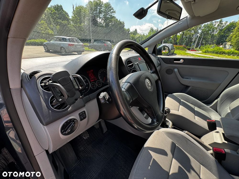 Volkswagen Golf Plus - 31