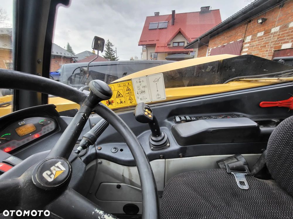 Caterpillar TH336C - 2