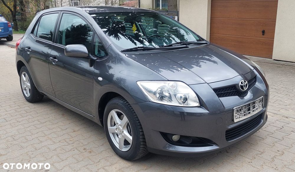 Toyota Auris 1.4 D-4D - 4