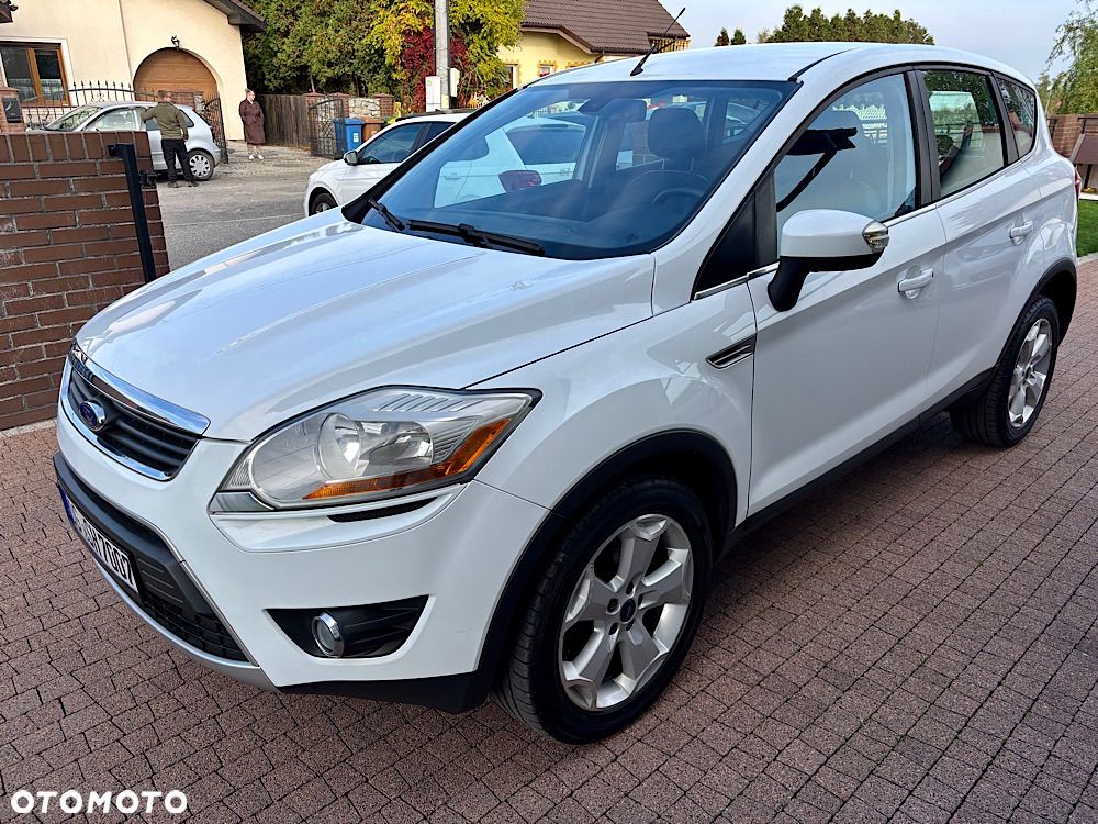 Ford Kuga 2.0 TDCi 4x4 Titanium - 23