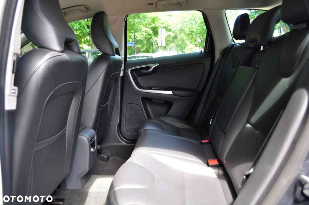 Volvo XC 60 D4 Drive-E Kinetic - 9