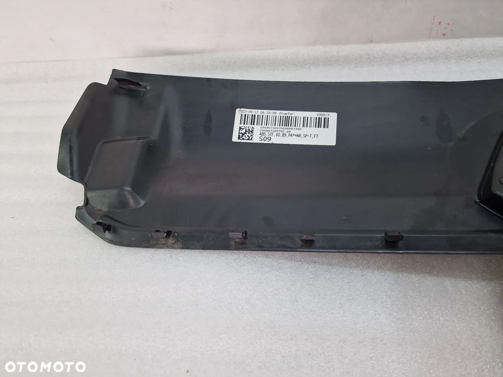 AUDI A4 B9 8W0 14- , LIFT 18- OSŁONA / NAKŁADKA PASA PRZEDNIEGO PRZÓD , NR 8W0807081 , 8W0807081F , NR AUKCJI OP80 - 28