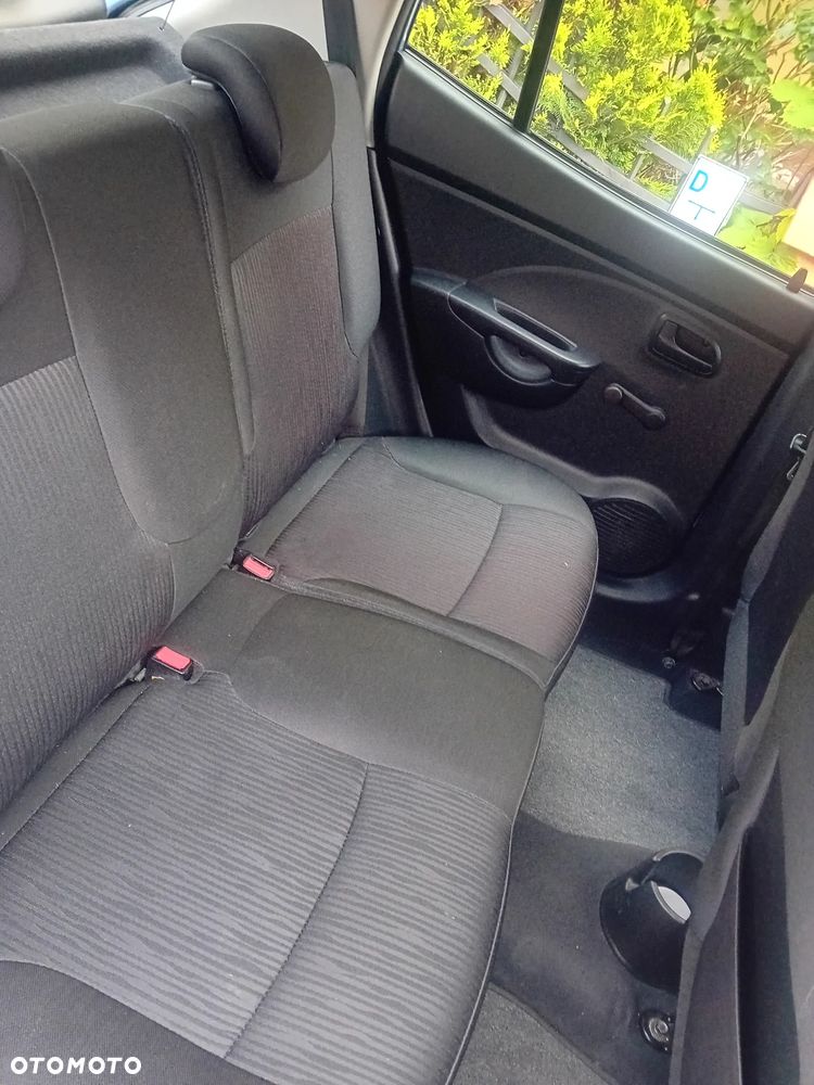 Kia Picanto 1.1 - 7