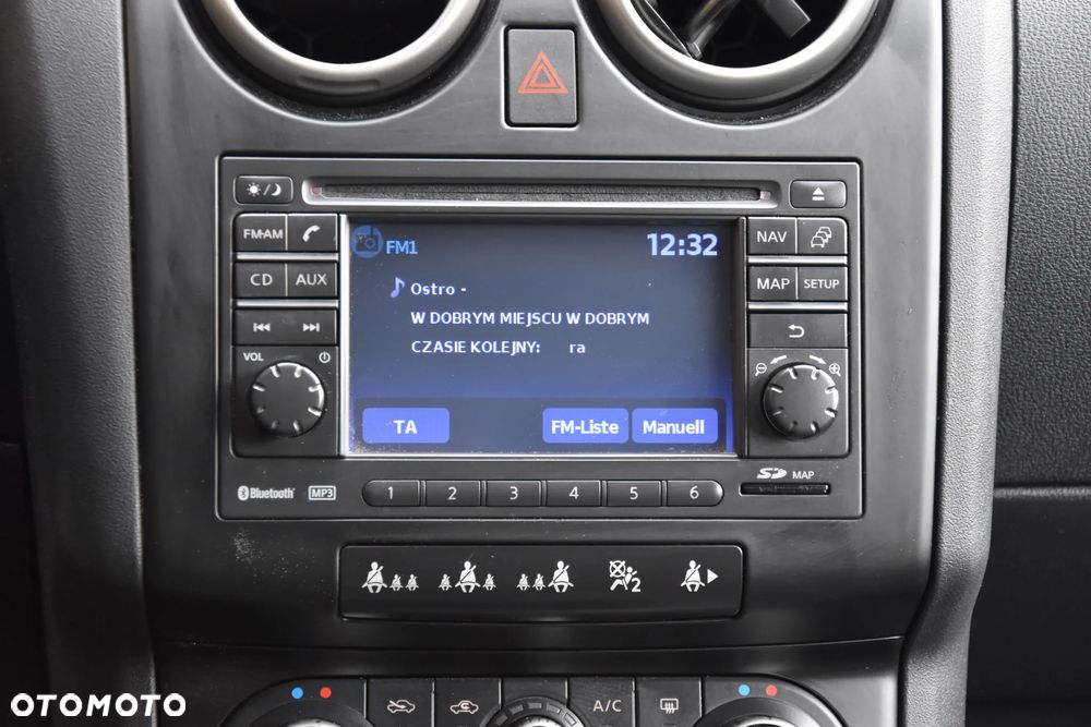 Nissan Qashqai 2.0 dCi 4x4 Tekna EU5 - 25