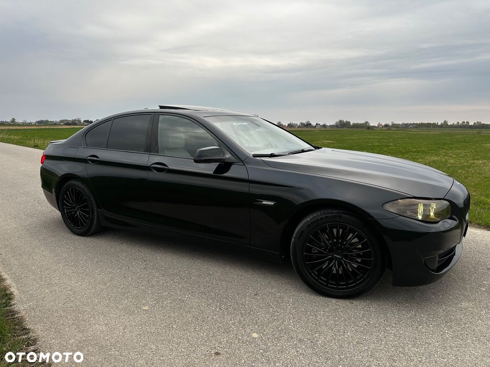 BMW Seria 5 535i Luxury Line - 1