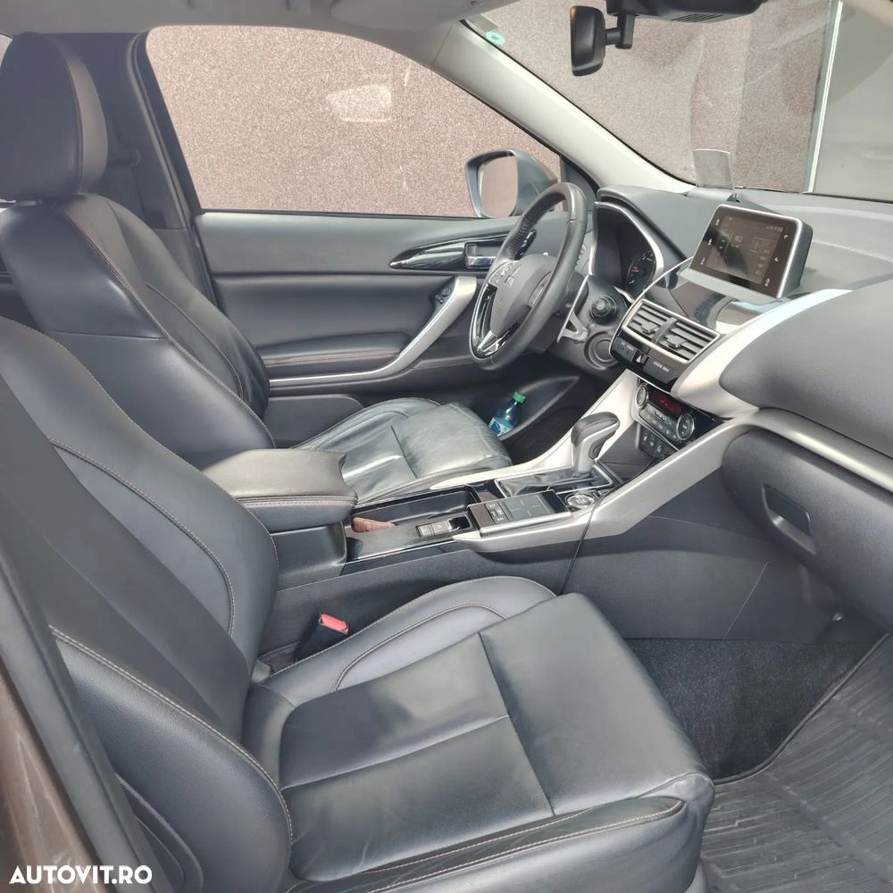 Mitsubishi Eclipse-Cross - 9