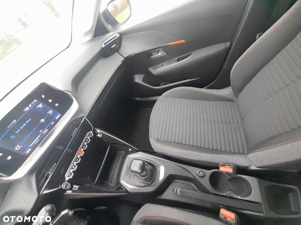 Peugeot 208 1.5 BlueHDi Allure S&S - 25