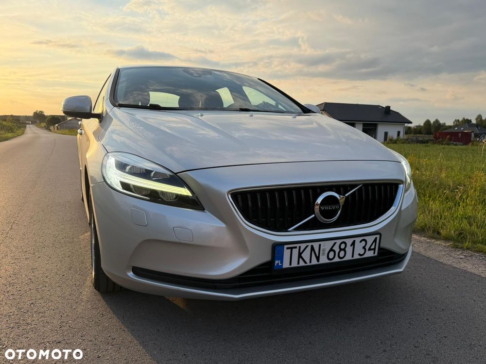 Volvo V40 D2 Drive-E Momentum - 23