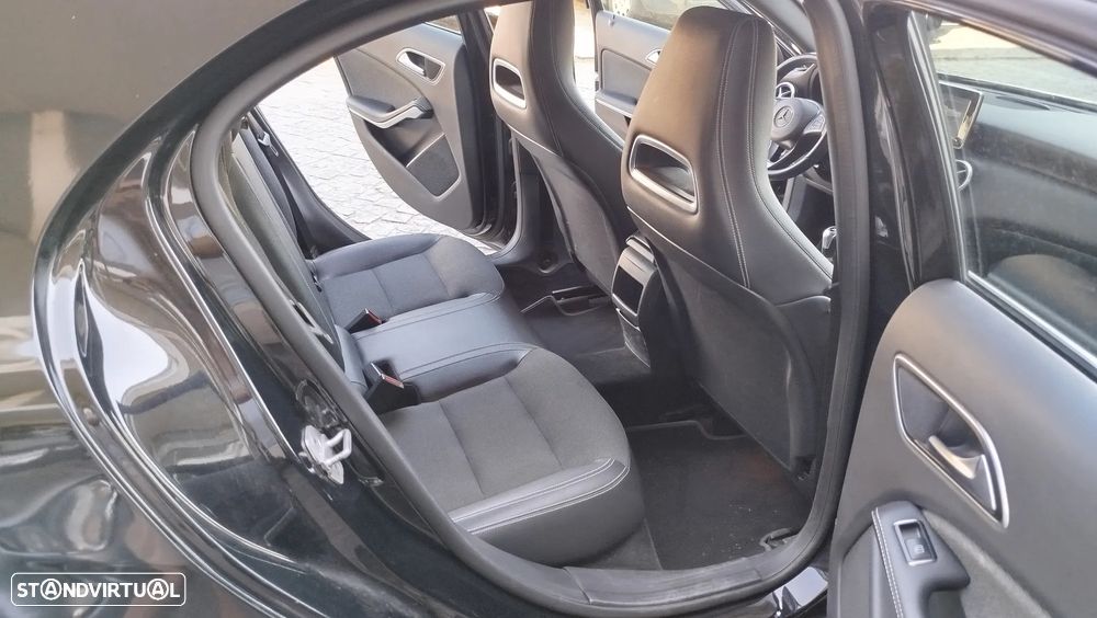 Mercedes-Benz A 180 d Style - 12