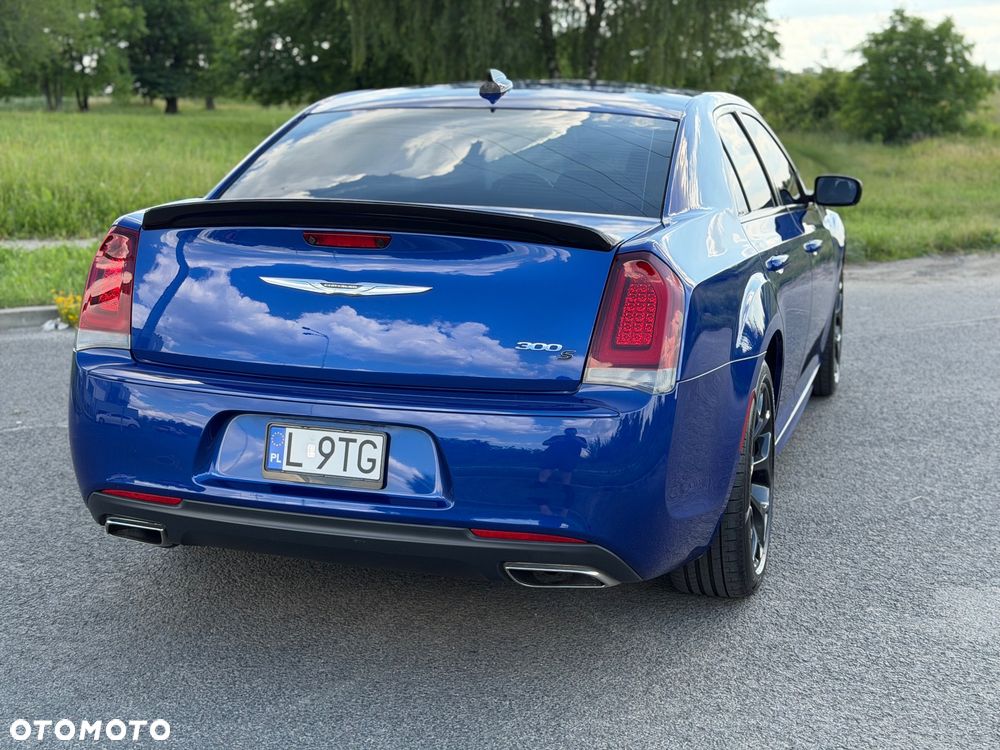 Chrysler 300s - 8