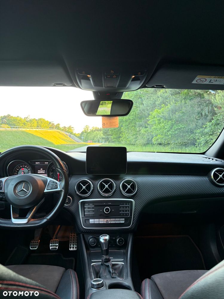 Mercedes-Benz Klasa A 160 d AMG Line - 33