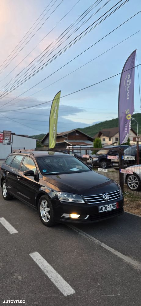 Volkswagen Passat 2.0 Blue TDI SCR Comfortline - 11