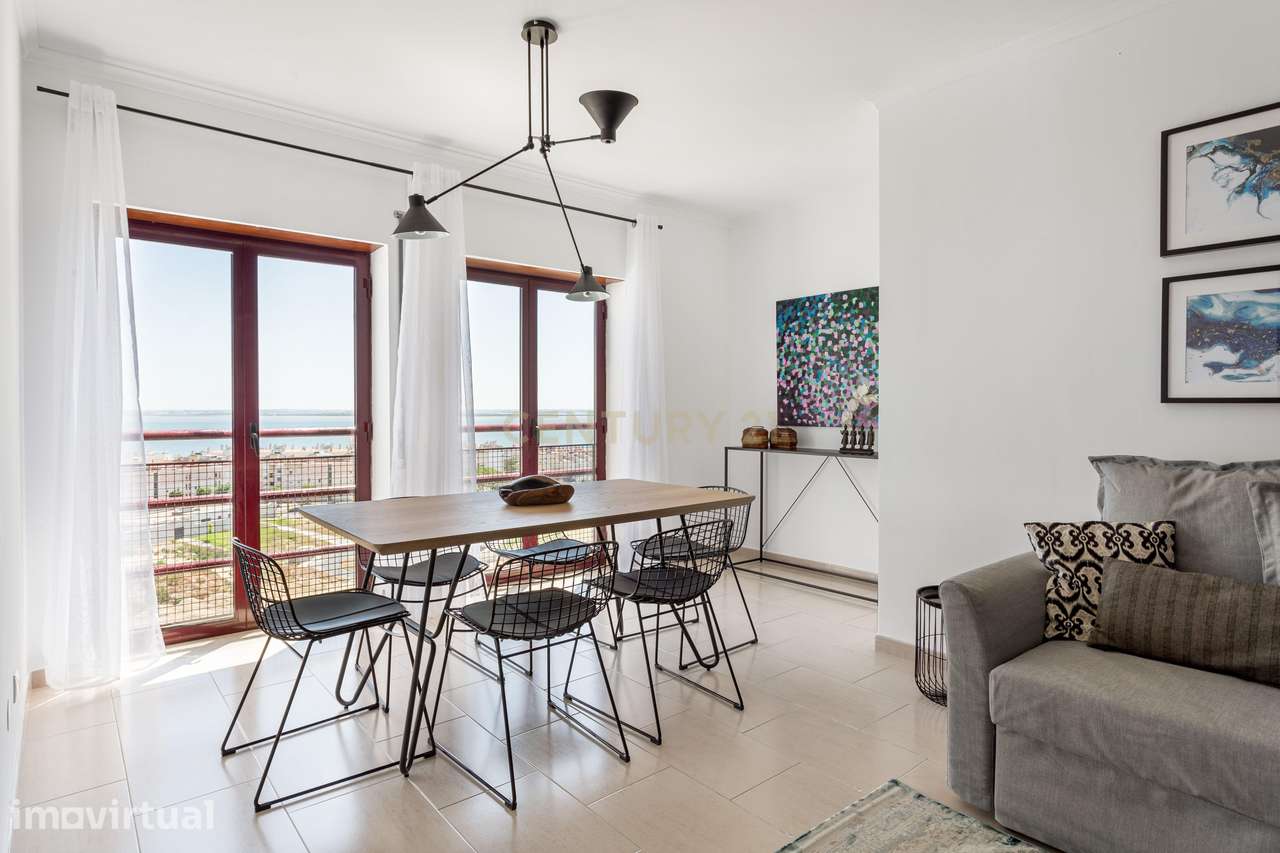 Apartamento de charme com 4 quartos e vista panorâmica - Marvila - Grande imagem: 4/28