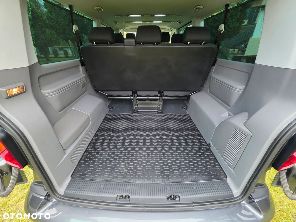 Volkswagen Caravelle 6.1 2.0 TDI L2 Comfortline DSG - 21