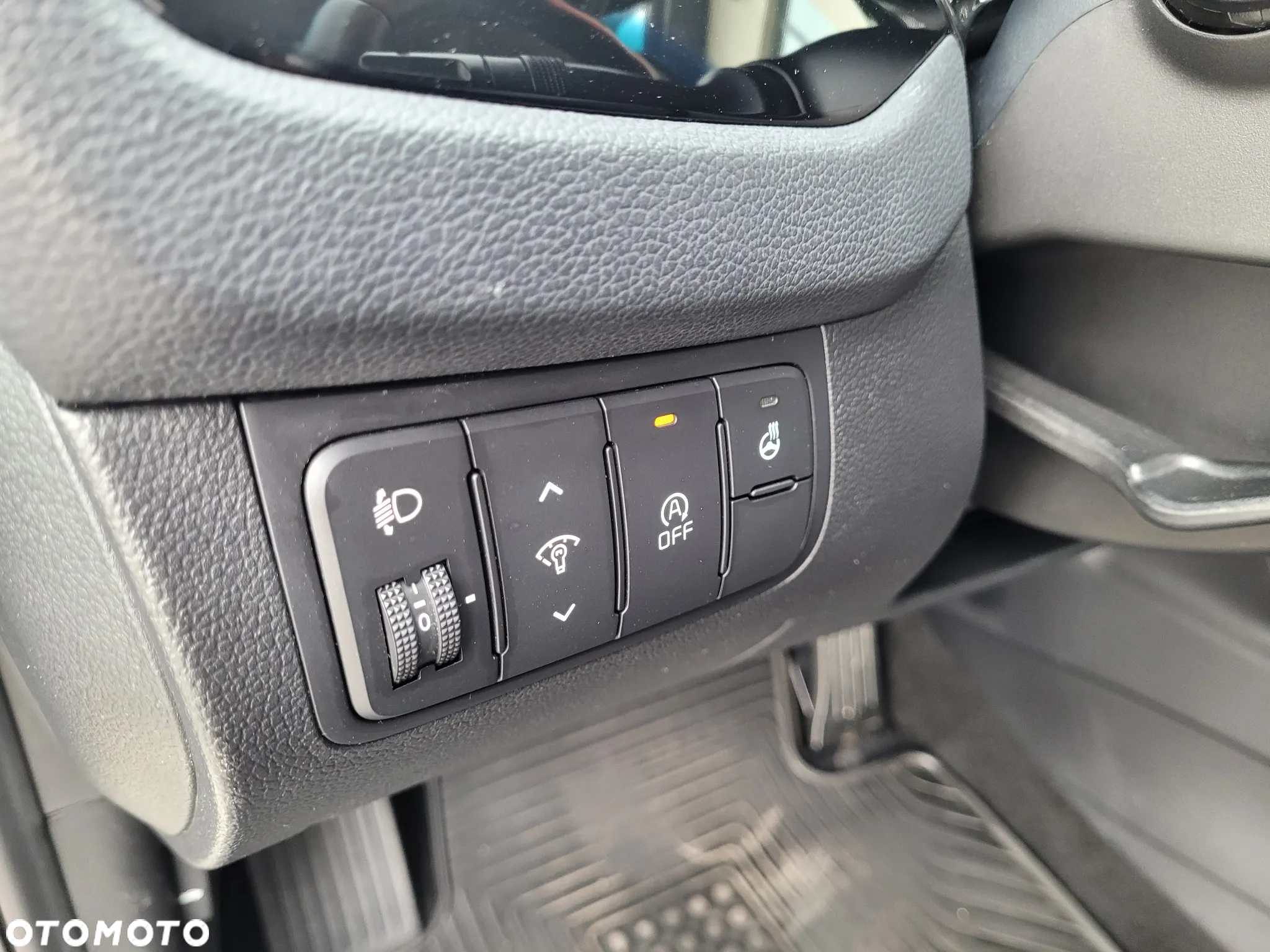 Kia Ceed 1.6 CRDi 128 ISG SW Dream Team Edition - 36