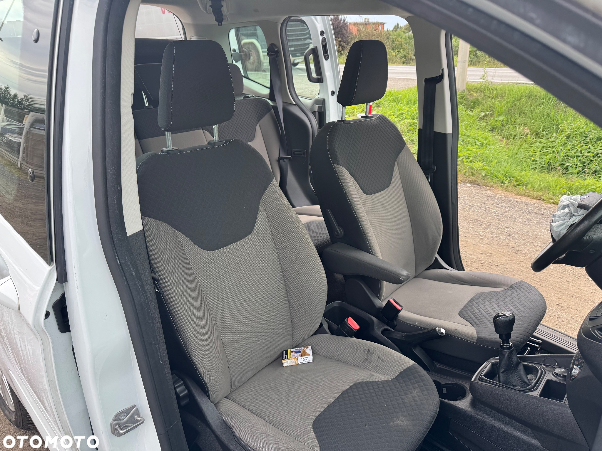Ford Tourneo Courier 1.5 TDCi S&S Trend - 9