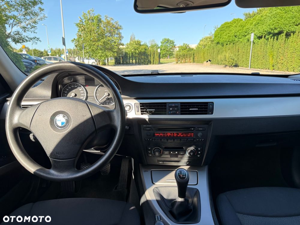 BMW Seria 3 - 15
