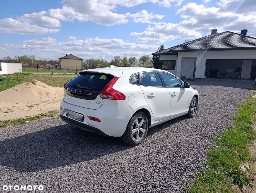 Volvo V40 D2 - 3