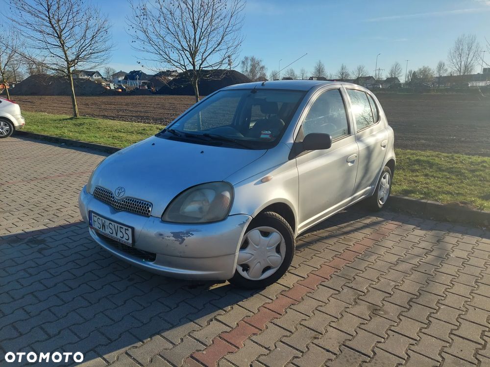 Toyota Yaris 1.0 Luna - 1