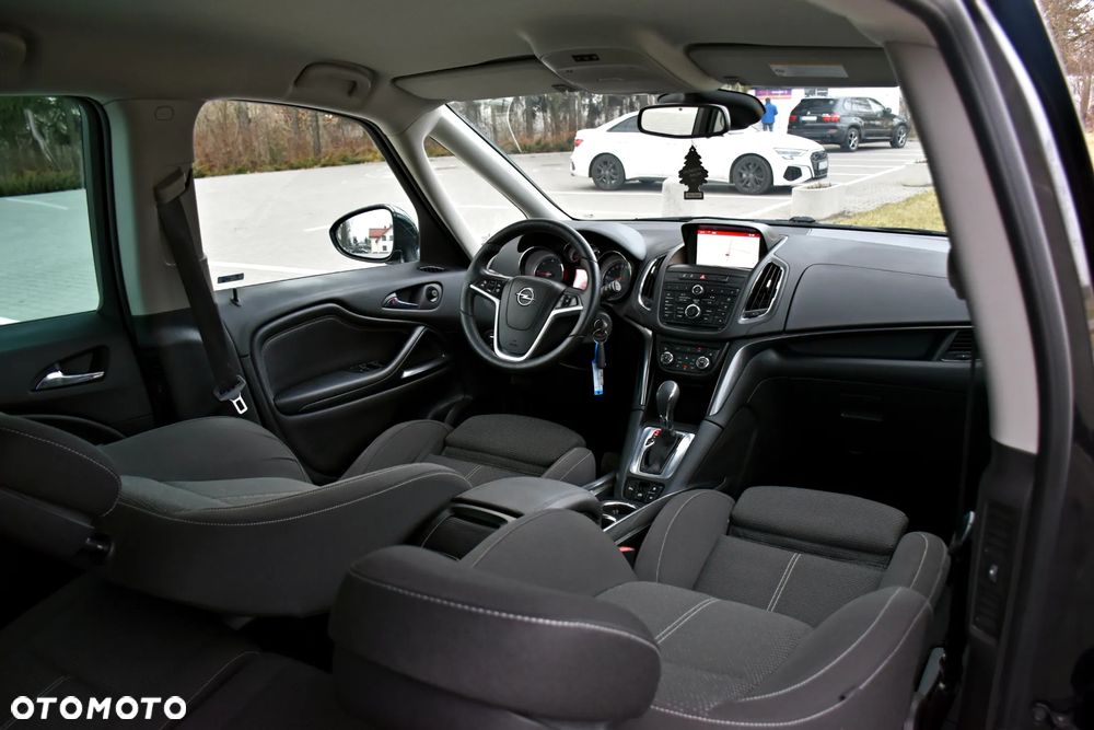 Opel Zafira 2.0 CDTI Cosmo - 39