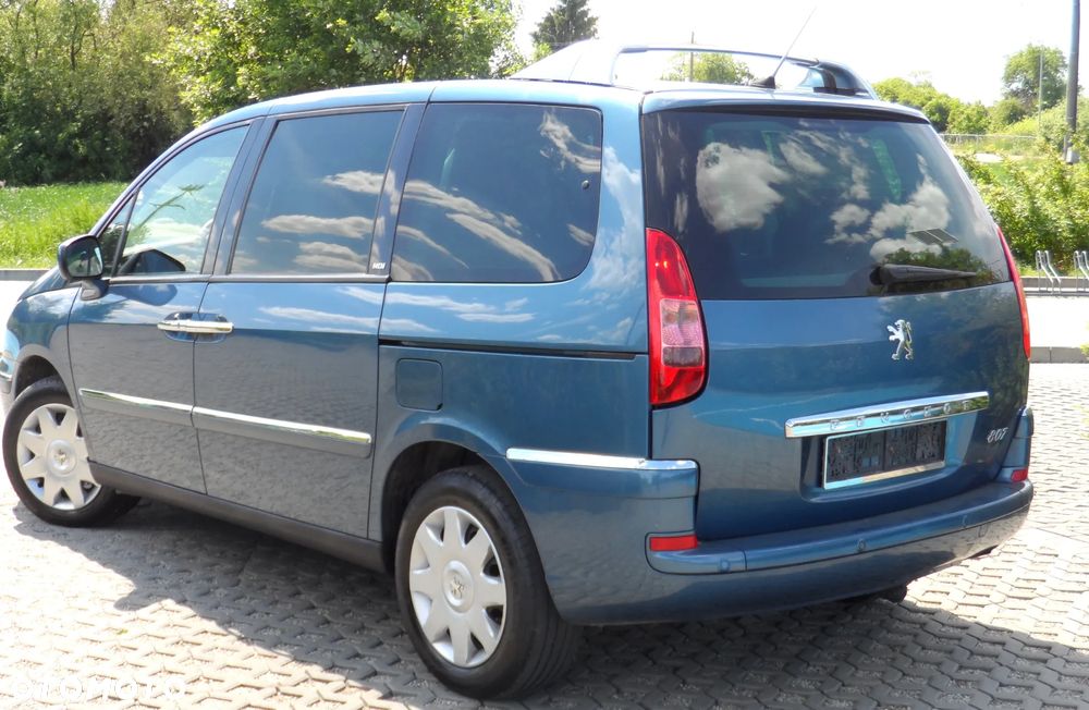 Peugeot 807 HDi 135 Premium - 10