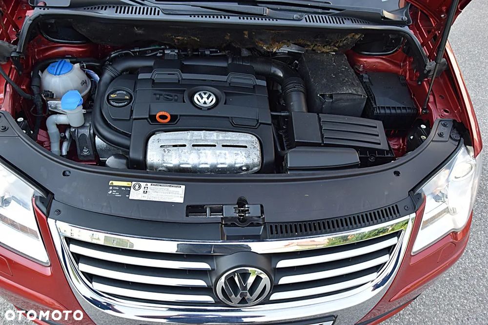 Volkswagen Touran 1.4 TSI DSG Conceptline - 27
