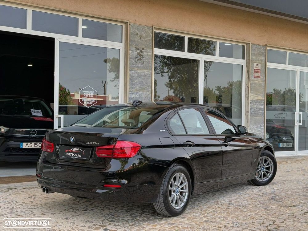 BMW 330 e iPerformance Advantage - 12
