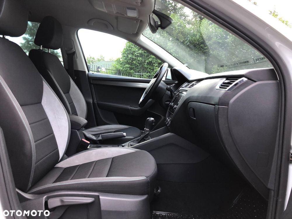 Skoda Octavia 1.4 TSI Joy DSG - 14