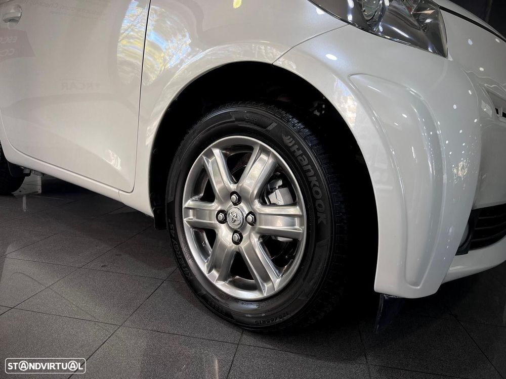 Toyota Iq 2009 photo 5