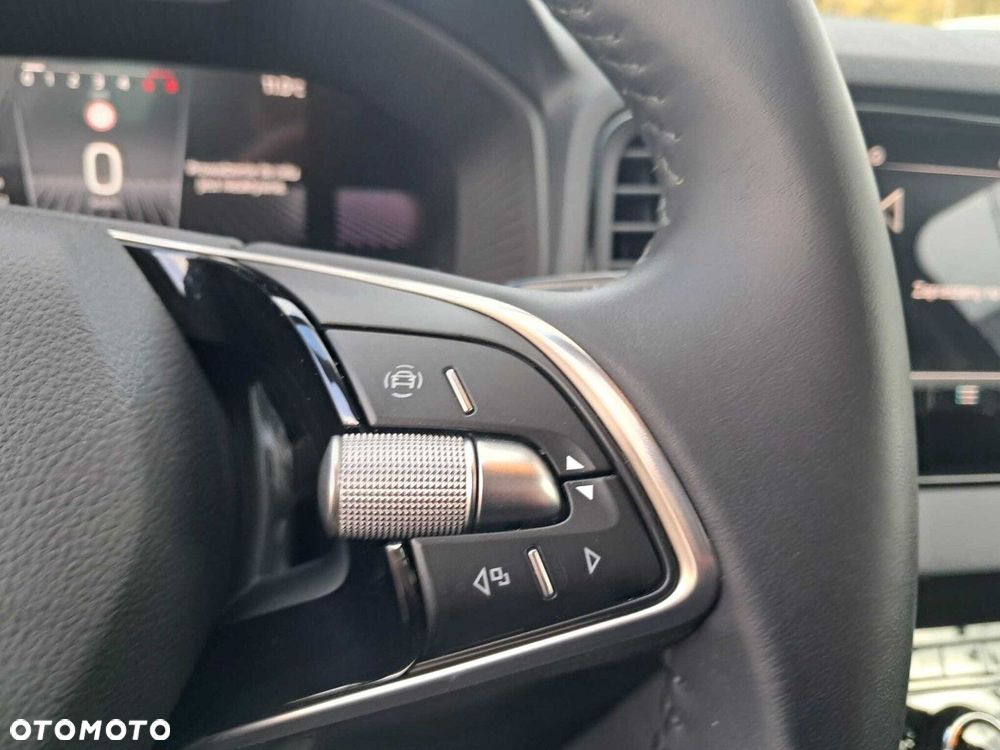 Skoda Karoq 1.5 TSI ACT Selection DSG - 11