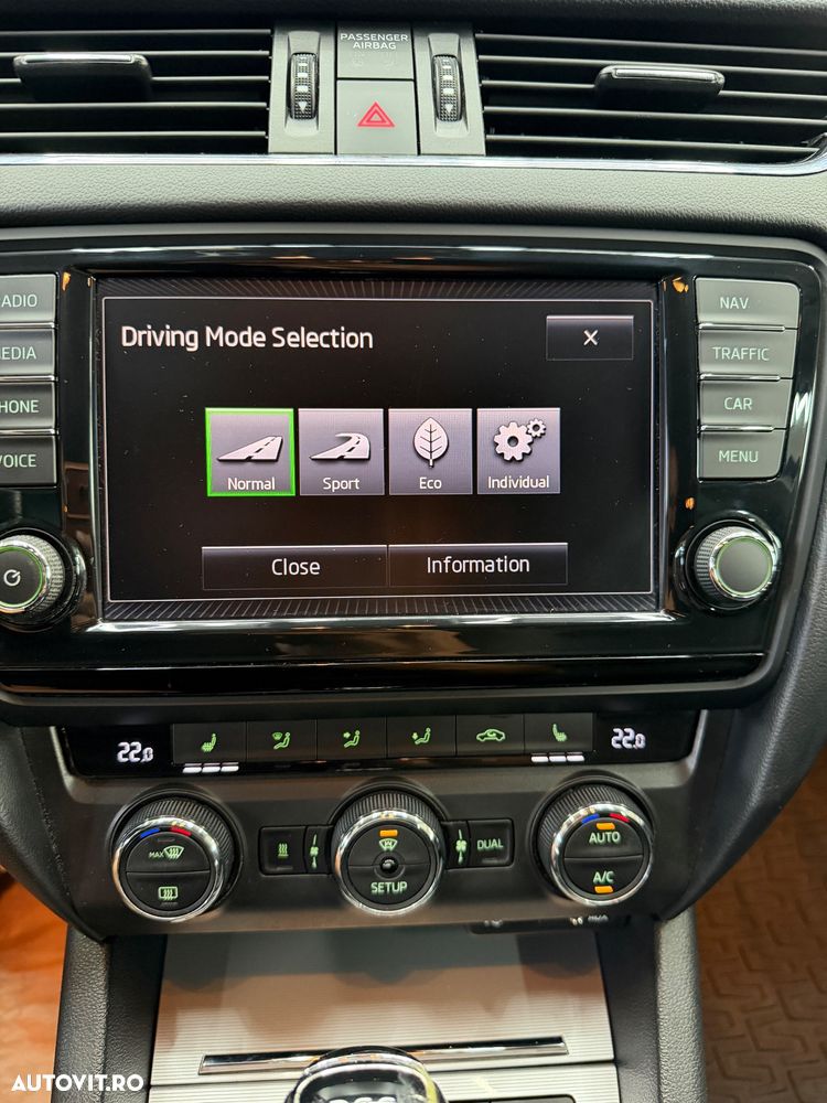 Skoda Octavia 2.0 TDI DSG 4X4 RS - 13