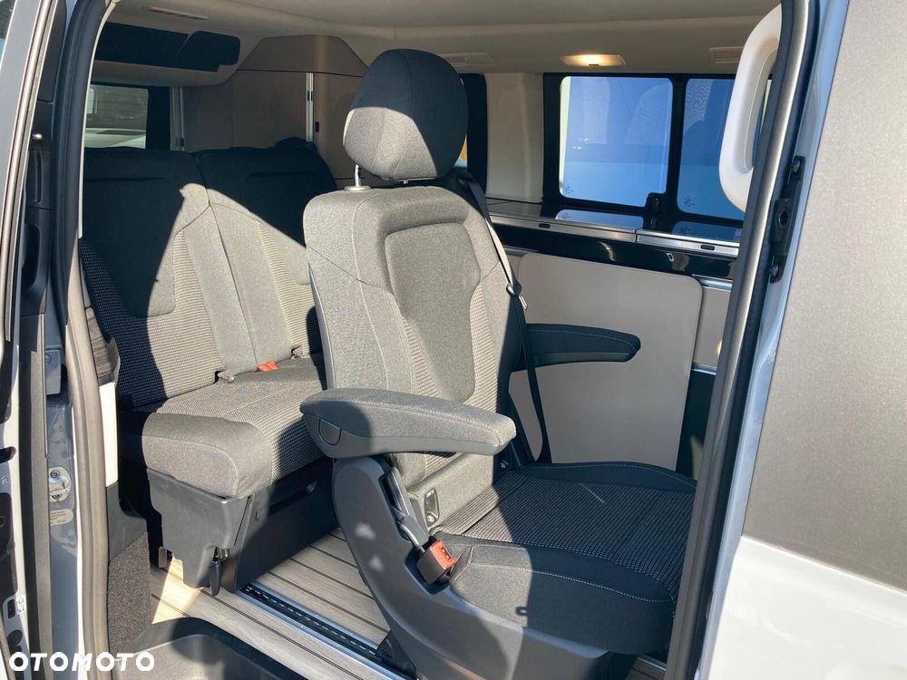 Mercedes-Benz Klasa V - 18