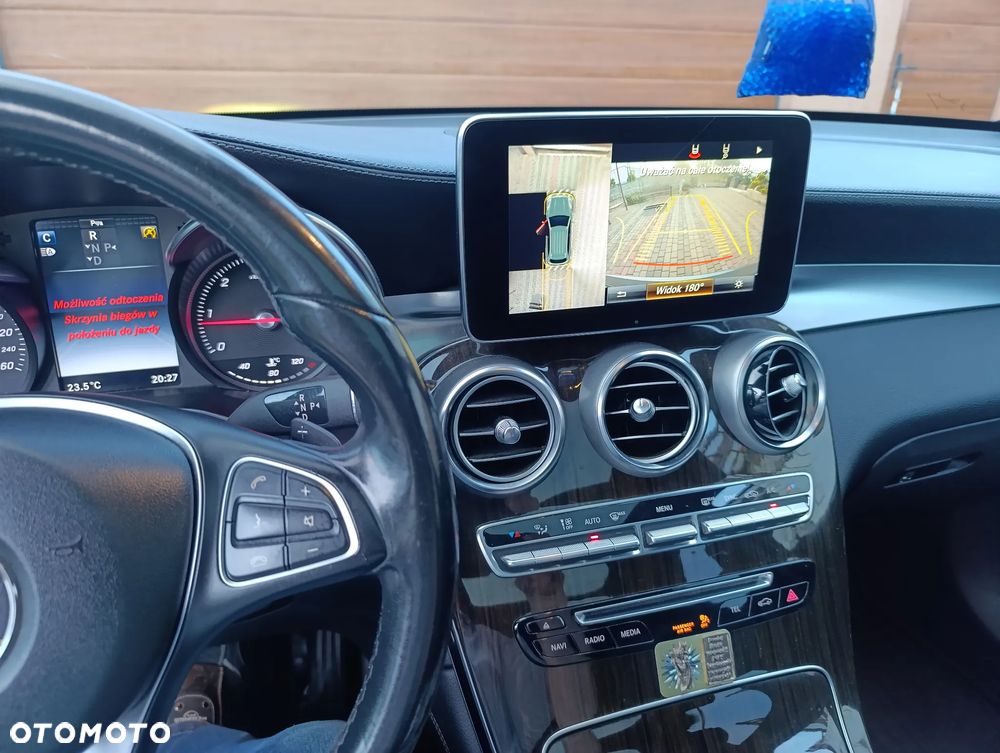 Mercedes-Benz GLC - 23