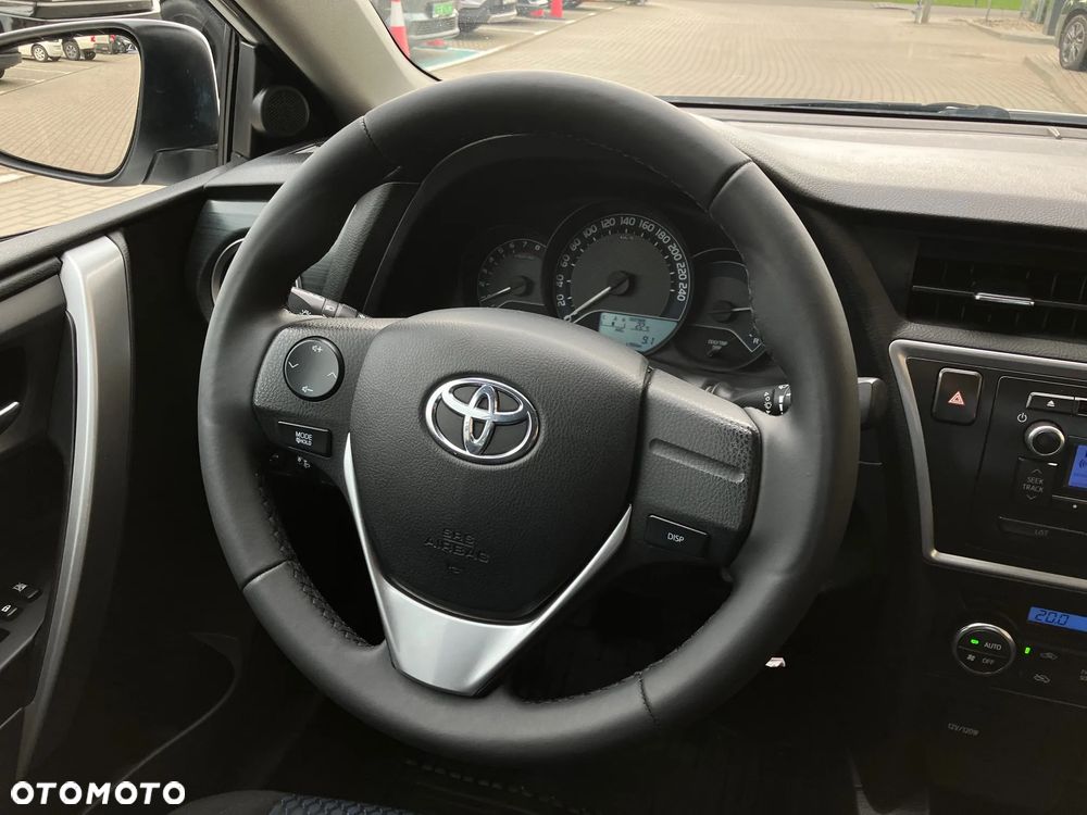 Toyota Auris 1.6 Active - 18