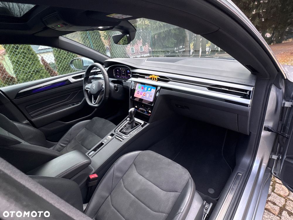 Volkswagen Arteon 2.0 TDI SCR DSG R-Line - 28