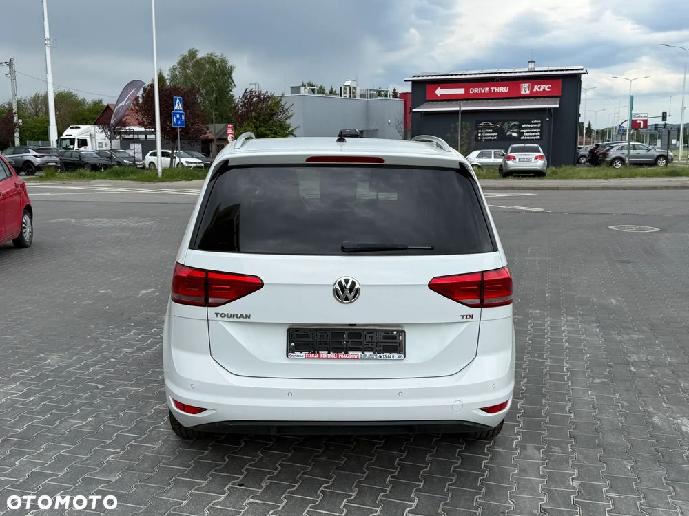 Volkswagen Touran 1.6 TDI SCR (BlueMotion Technology) DSG Comfortline - 5