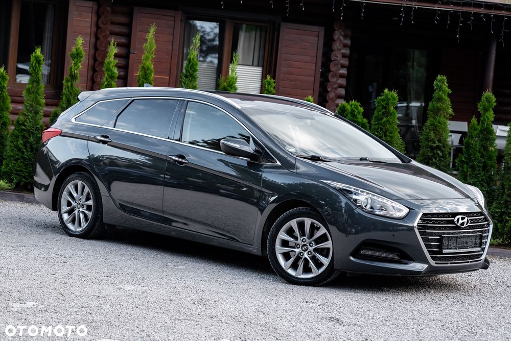 Hyundai i40 Kombi 1.7 CRDi DCT Premium - 6