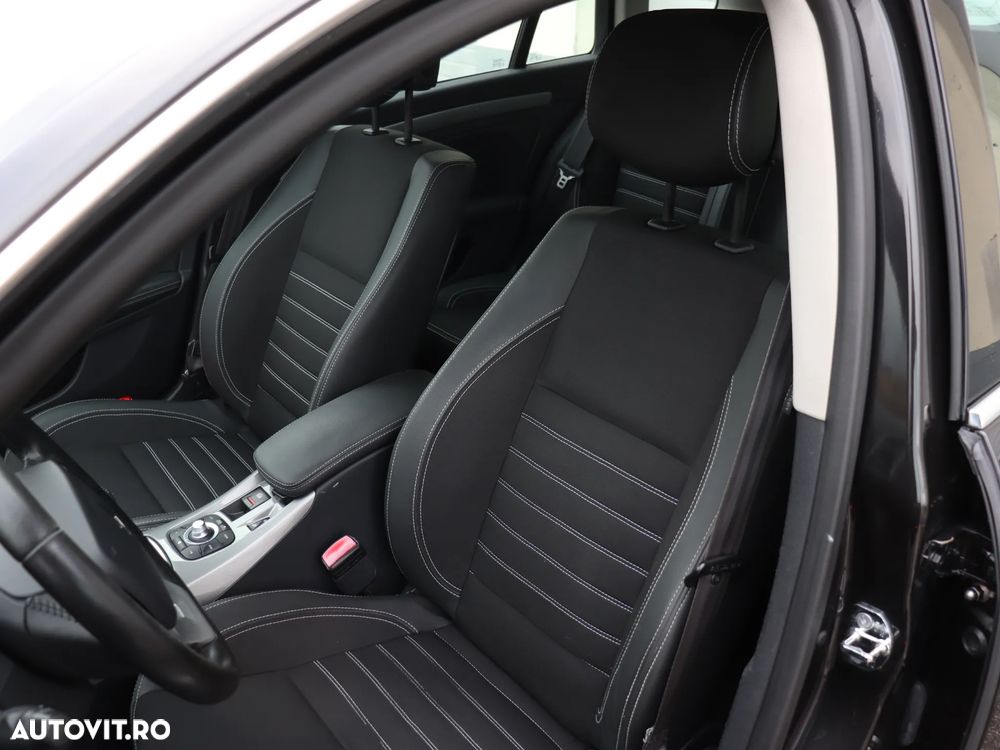 Renault Laguna dCi 110 FAP Limited - 22