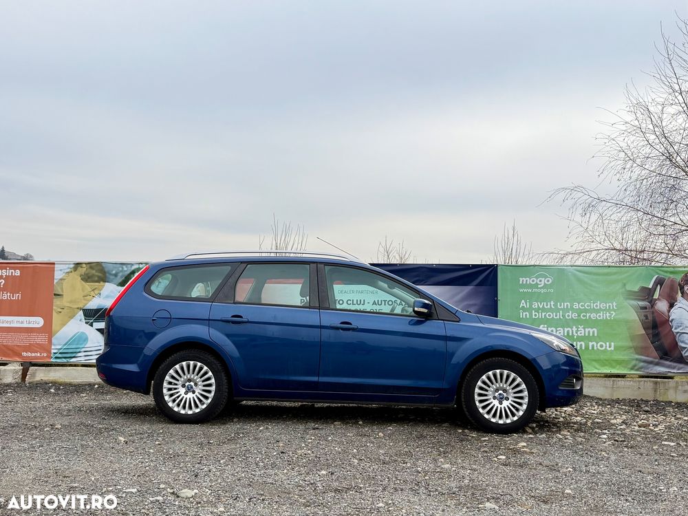 Ford Focus 1.6 16V Titanium - 10