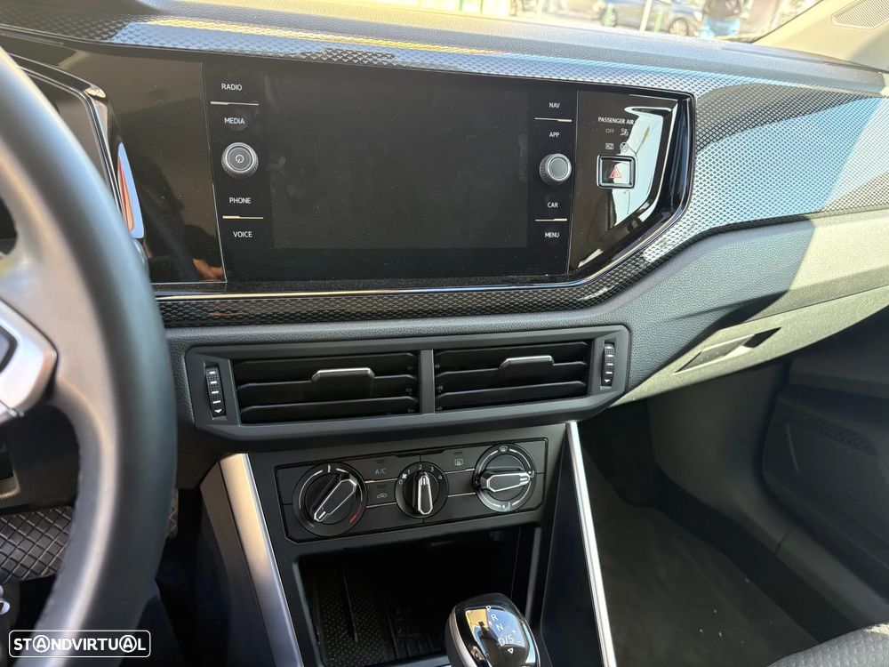 VW Taigo 1.0 TSI Urban DSG - 8