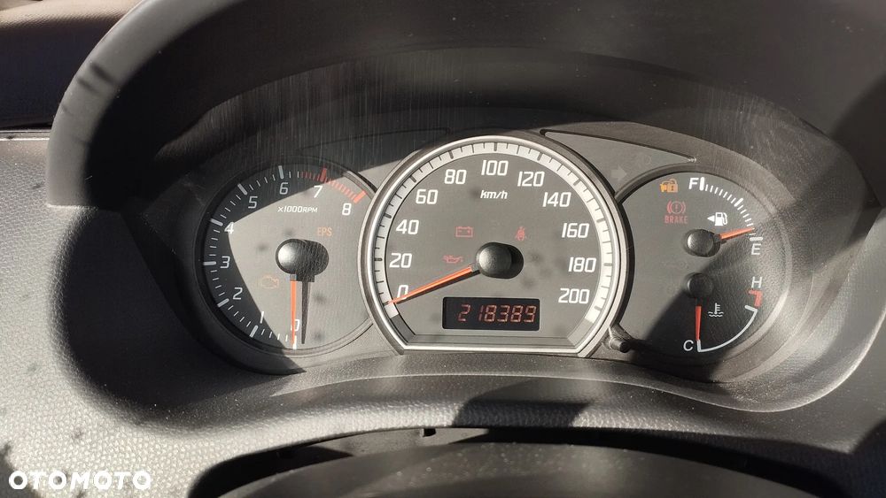 Suzuki Swift 1.3 Classic - 38