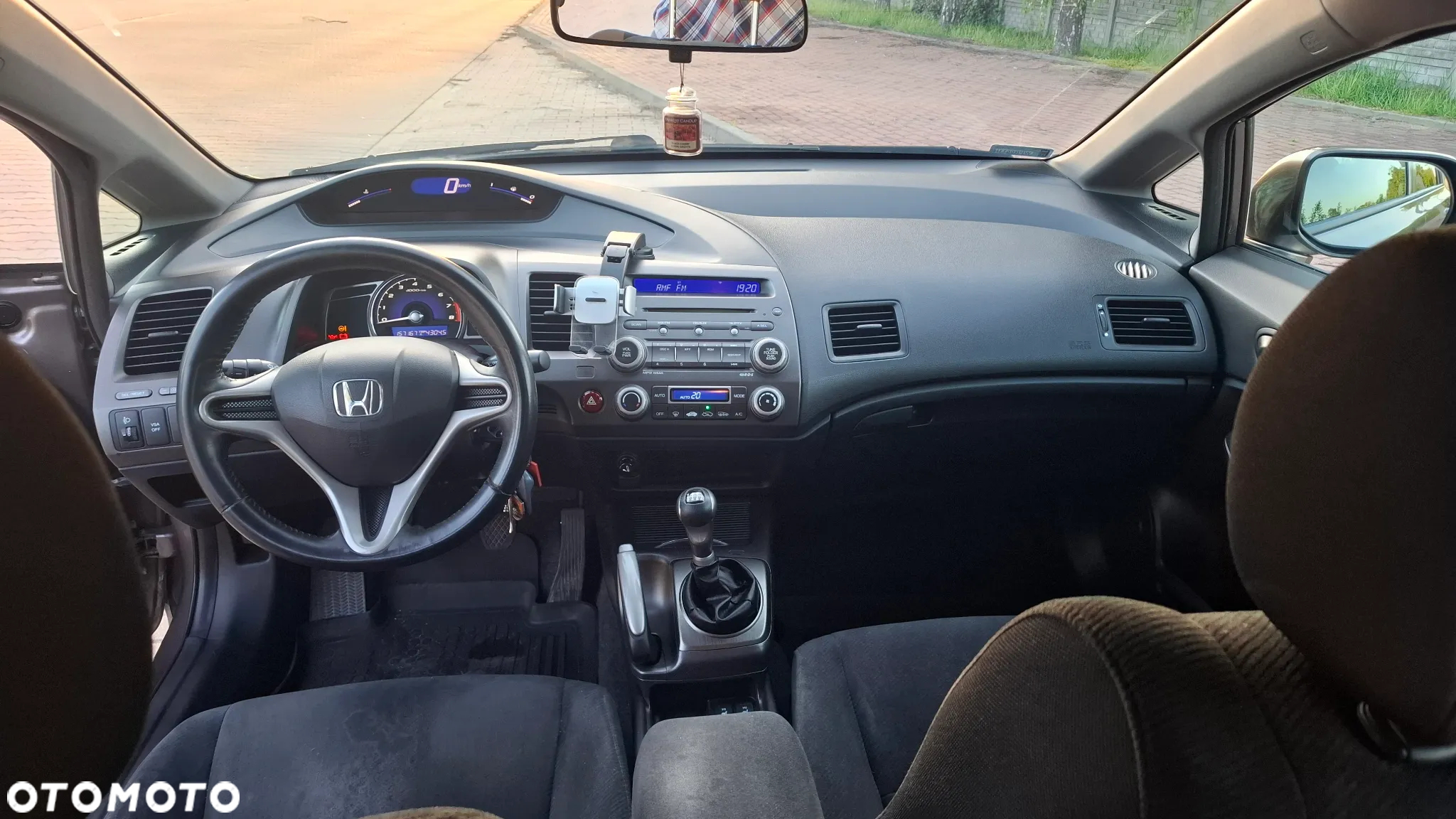 Honda Civic 1.8 Comfort - 14